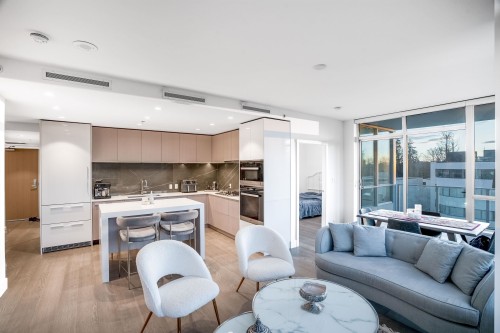 306-1675 Lions Gate Lane  North Vancouver, BC V7P 3B4