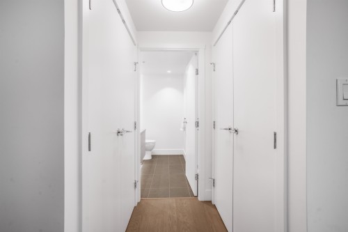 306-1675 Lions Gate Lane, North Vancouver, BC 