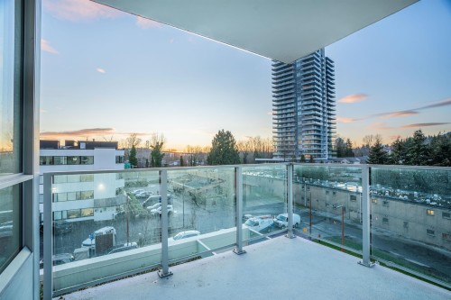 306-1675 Lions Gate Lane, North Vancouver, BC 