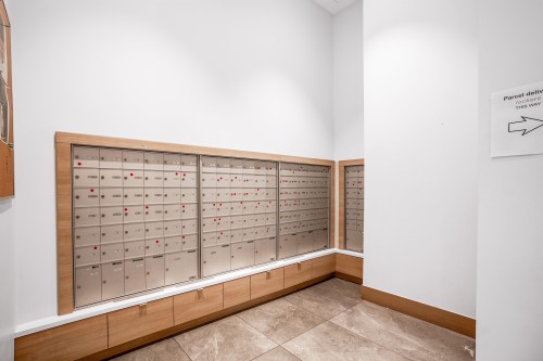 306-1675 Lions Gate Lane, North Vancouver, BC 