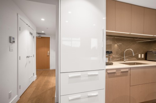 306-1675 Lions Gate Lane, North Vancouver, BC 