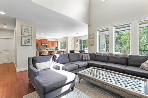 23746 110 Avenue, Maple Ridge, BC 