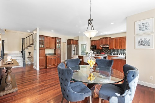 23746 110 Avenue, Maple Ridge, BC 