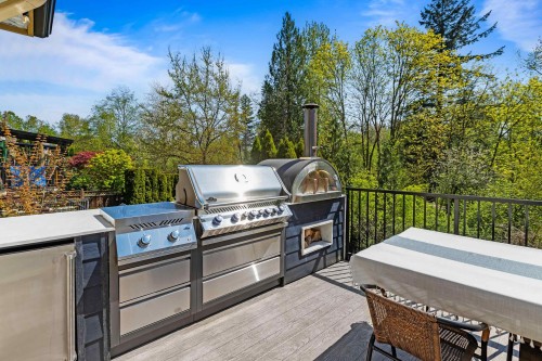 23746 110 Avenue, Maple Ridge, BC 