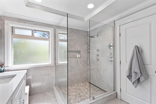 23746 110 Avenue, Maple Ridge, BC 