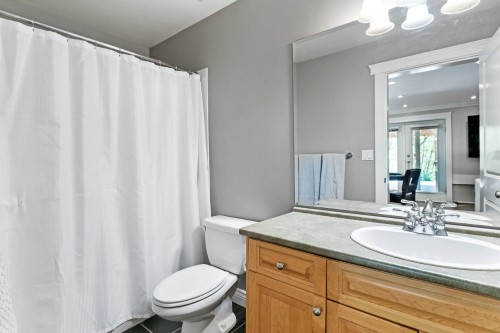 23746 110 Avenue, Maple Ridge, BC 