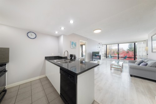 705-9133 Hemlock Drive, Richmond, BC 