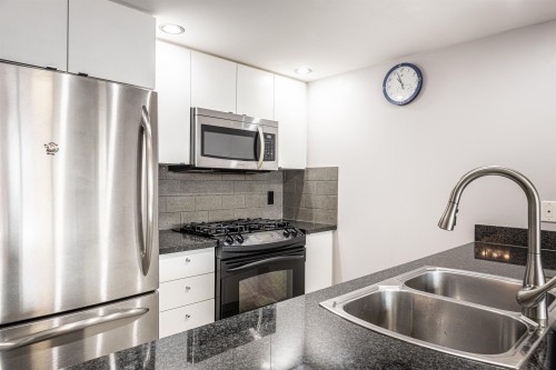 705-9133 Hemlock Drive, Richmond, BC 