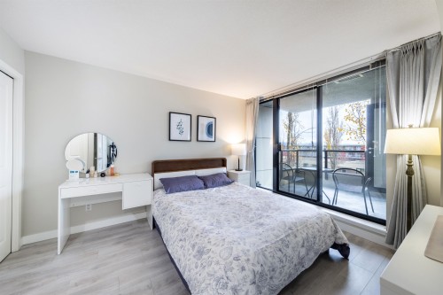 705-9133 Hemlock Drive, Richmond, BC 