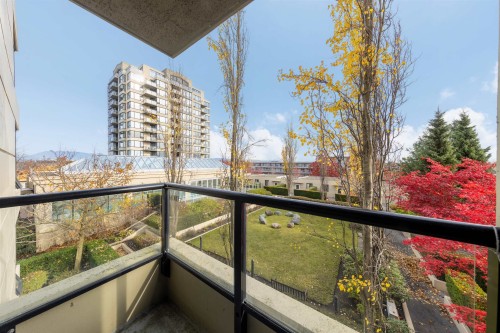 705-9133 Hemlock Drive, Richmond, BC 