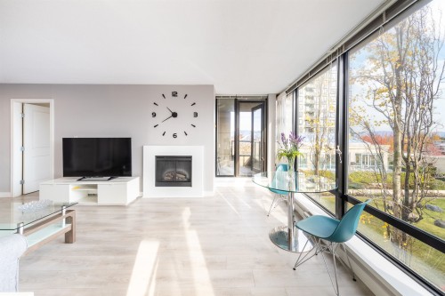 705-9133 Hemlock Drive, Richmond, BC 