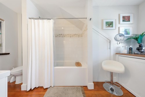 153 19Th Avenue W, Vancouver, BC 