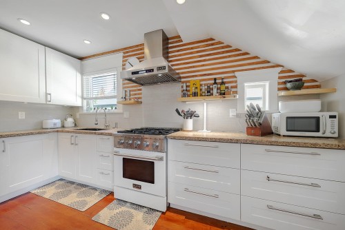 153 19Th Avenue W, Vancouver, BC 