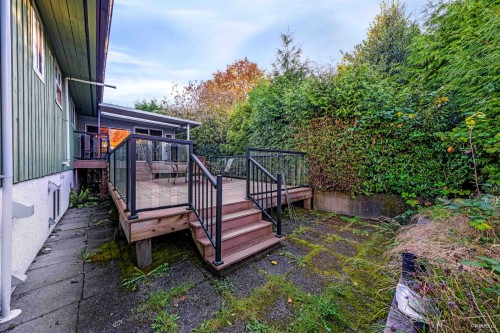 465 Felton Road, North Vancouver, BC 