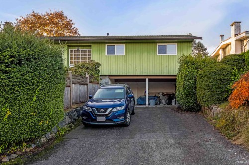 465 Felton Road, North Vancouver, BC 