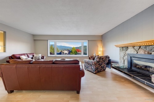 465 Felton Road, North Vancouver, BC 