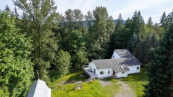 11885 264 Street  Maple Ridge, BC V2W 1P9