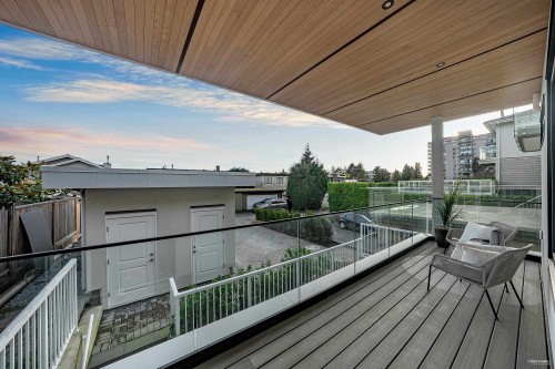 1236 Duchess Avenue, West Vancouver, BC 