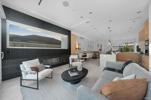 1236 Duchess Avenue, West Vancouver, BC 