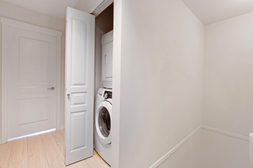 75-9566 Tomicki Avenue, Richmond, BC 