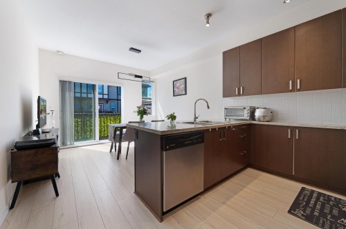 75-9566 Tomicki Avenue, Richmond, BC 