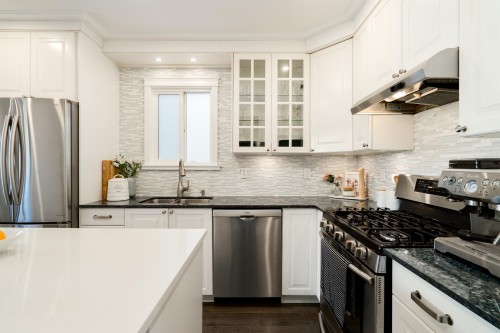 2267 Napier Street, Vancouver, BC 