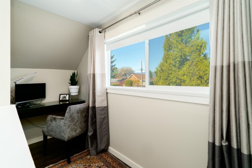 2267 Napier Street, Vancouver, BC 