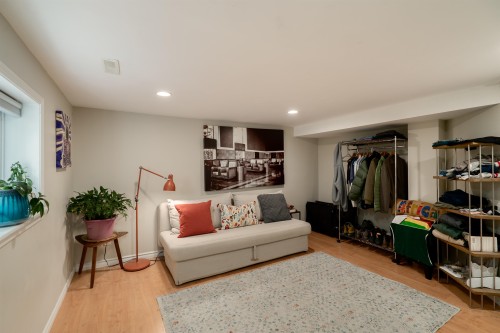 2267 Napier Street, Vancouver, BC 