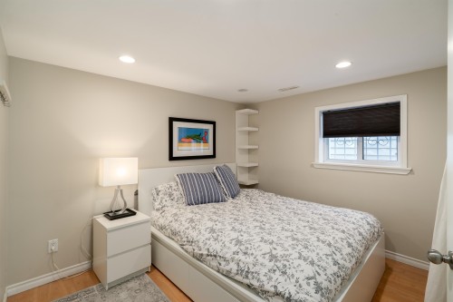 2267 Napier Street, Vancouver, BC 