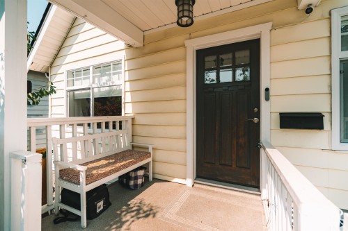 2267 Napier Street, Vancouver, BC 