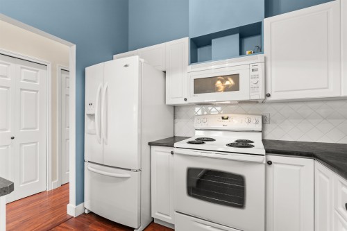 405-5556 14 Avenue, Delta, BC 