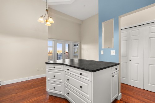 405-5556 14 Avenue, Delta, BC 