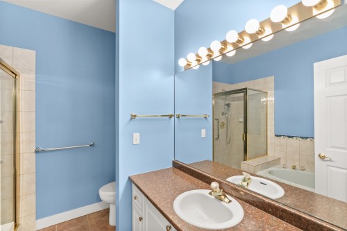 405-5556 14 Avenue, Delta, BC 