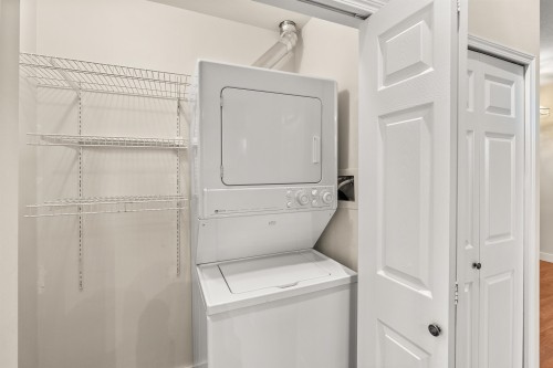 405-5556 14 Avenue, Delta, BC 