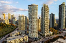 2402-1788 Gilmore Avenue  Burnaby, BC V5C 0L5