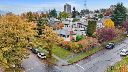 3605 Oxford Street, Vancouver, BC 