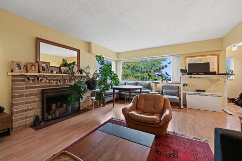 3605 Oxford Street, Vancouver, BC 