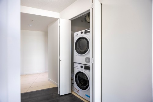 201-7225 Acorn Avenue, Burnaby, BC 