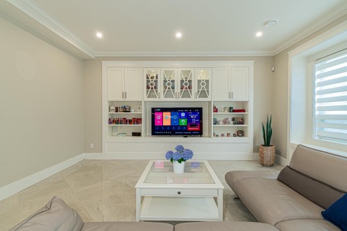 7091 Bridge Street, Richmond, BC 