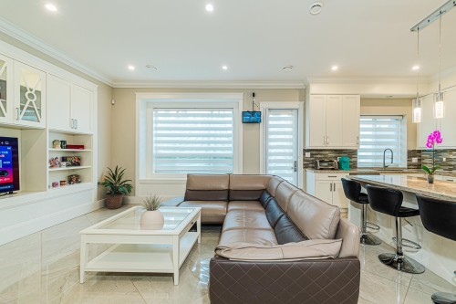 7091 Bridge Street, Richmond, BC 