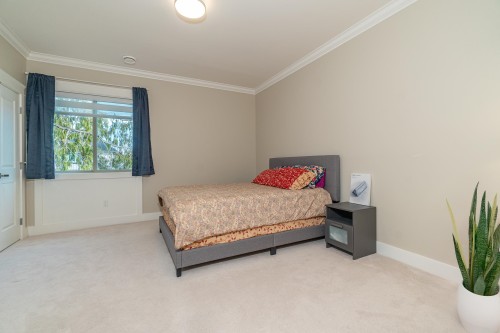 7091 Bridge Street, Richmond, BC 