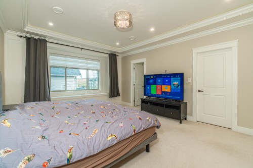 7091 Bridge Street, Richmond, BC 