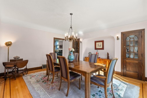 1537 40Th Avenue W, Vancouver, BC 