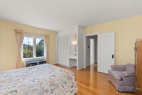 1537 40Th Avenue W, Vancouver, BC 