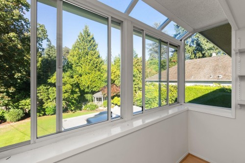 1537 40Th Avenue W, Vancouver, BC 