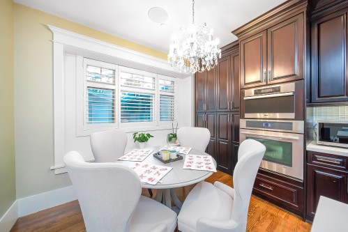 3838 15Th Avenue W, Vancouver, BC 