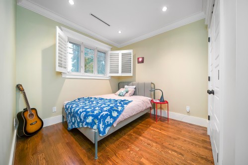 3838 15Th Avenue W, Vancouver, BC 