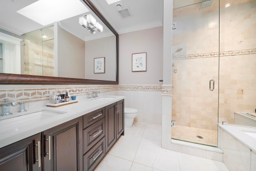 3838 15Th Avenue W, Vancouver, BC 