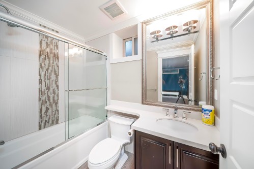 3838 15Th Avenue W, Vancouver, BC 