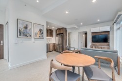 305-1170 Barclay Street  Vancouver, BC V6E 1H1